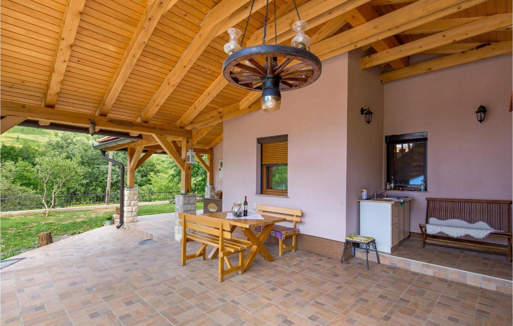 Amazing Home In Vrzici With Jacuzzi Exterior foto